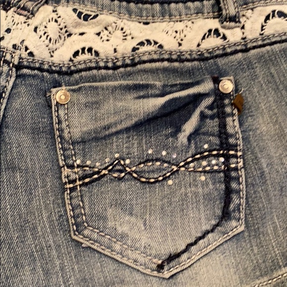 Almost Famous shorts - Picture 8 of 8